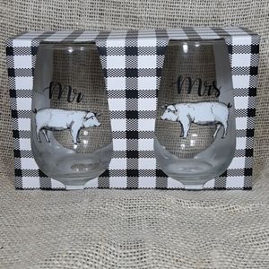 NWT Mr. Mrs. Stemless Wedding Wine Glasses